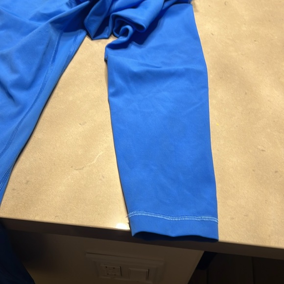 Lululemon soft blue leggings align - Picture 2 of 6